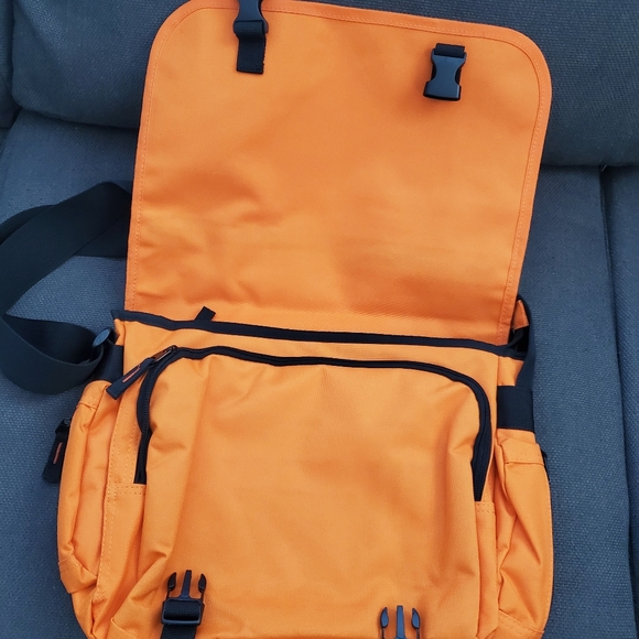 UP Westernpack Bags Up Westernpack Day Runner Messenger Bag Poshmark